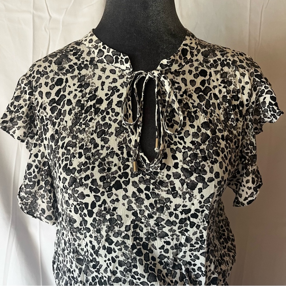 Allison Joy Ruffle Dress - Picture 2 of 9
